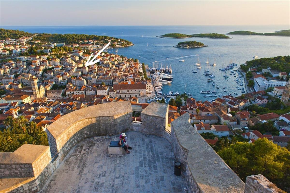 Villa Penthouse In Old Dalmatian House - Flybridge Hvar Town Exterior foto