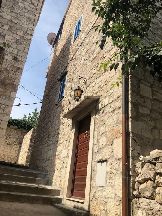 Villa Penthouse In Old Dalmatian House - Flybridge Hvar Town Exterior foto