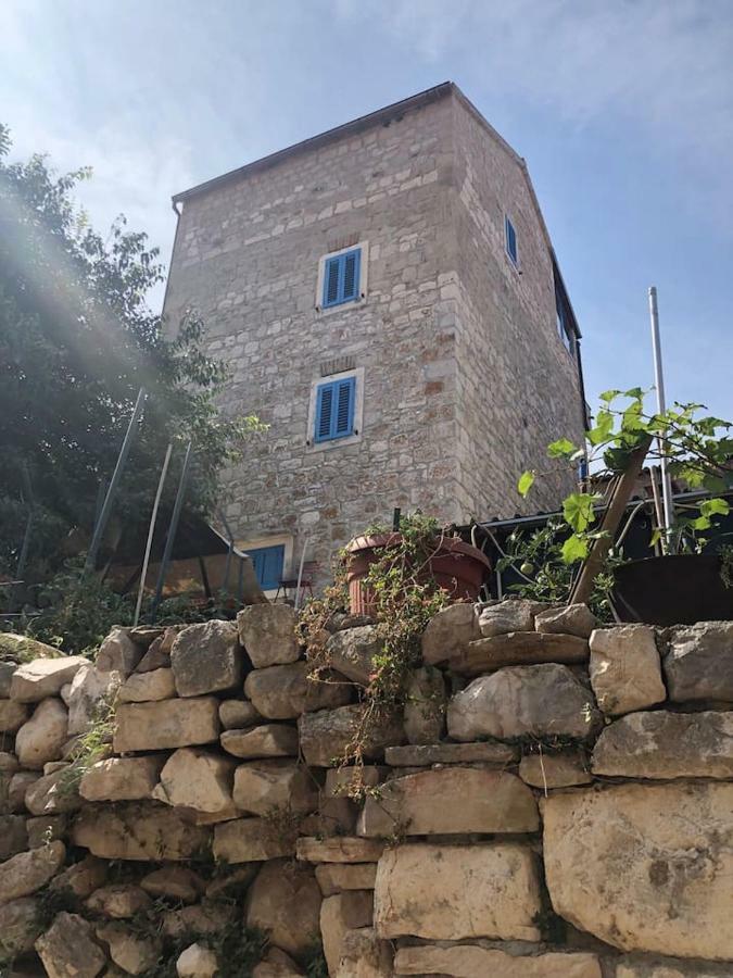 Villa Penthouse In Old Dalmatian House - Flybridge Hvar Town Exterior foto